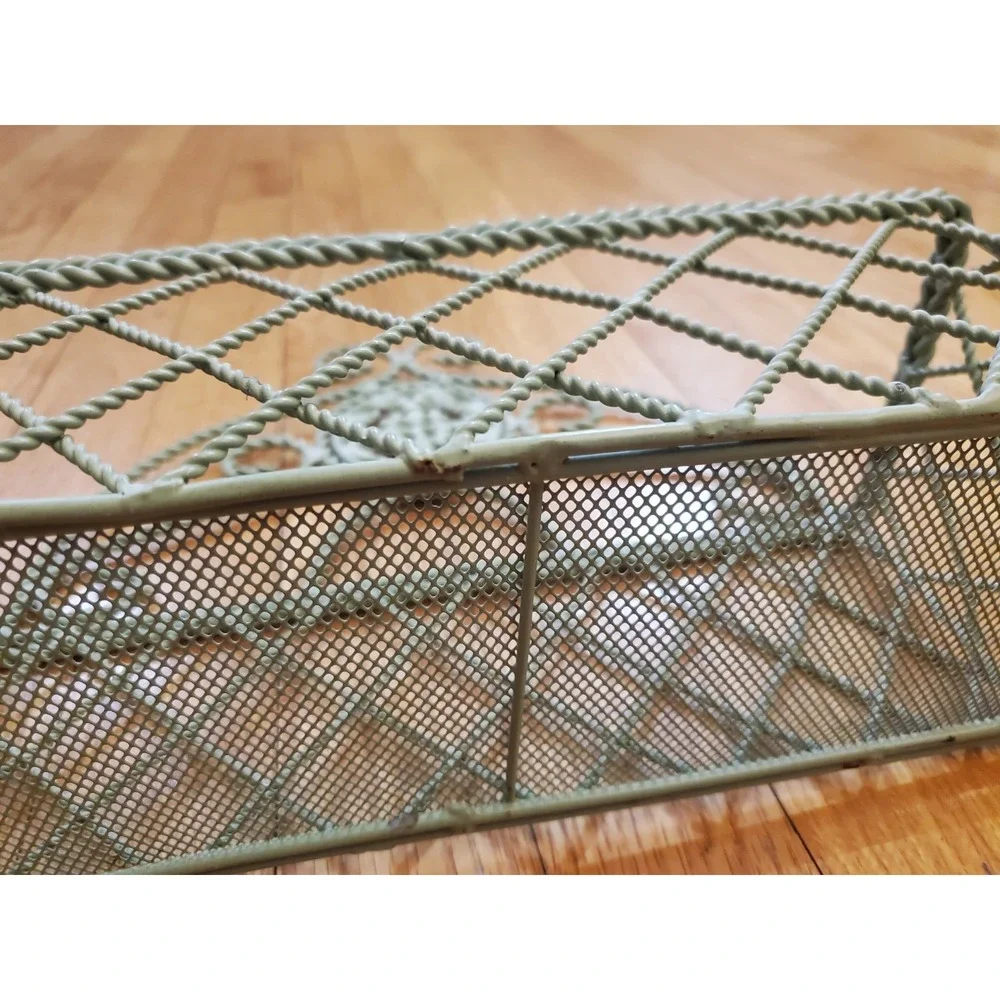 Vintage Shabby Chic Green Metal Wire Wall Pocket Basket Scrollwork Planter Mail